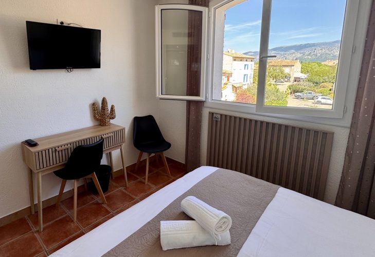 Double village room, auberge near Verdon Gorges